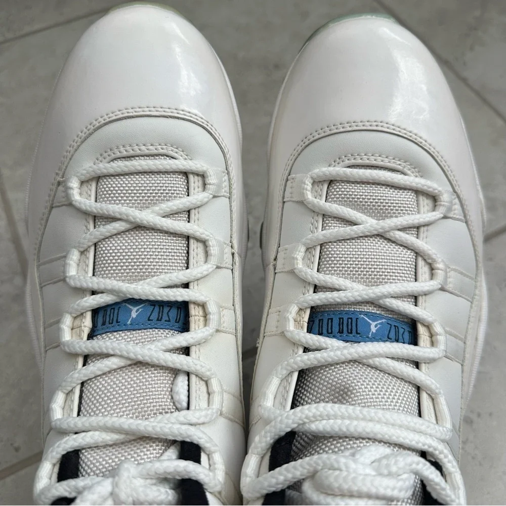 Jordan 11 Retro Sneaker Size 11.5 Men